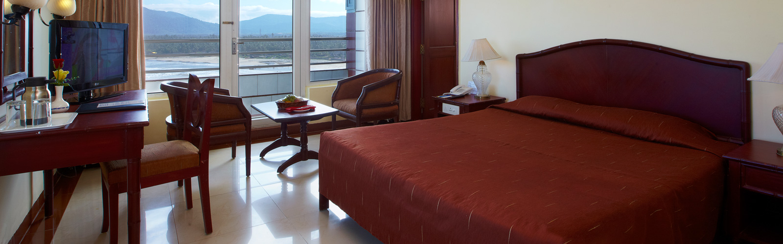 Naveen hotels Murdeshwara